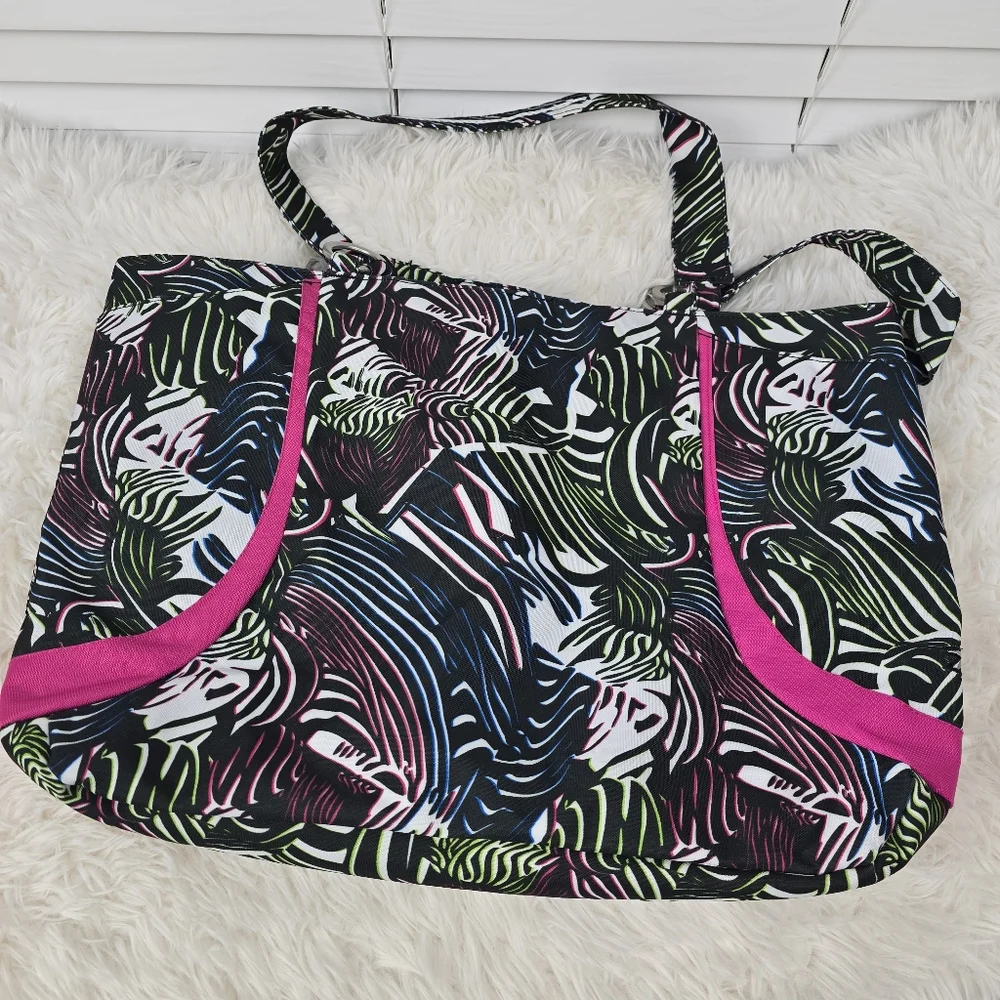 High Sierra Tote Bag with Zippered Closure